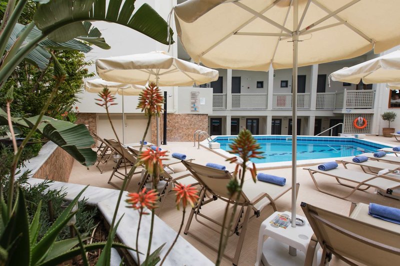 Anita Beach Hotel 7