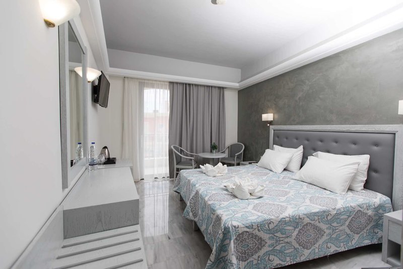 Anita Beach Hotel 9
