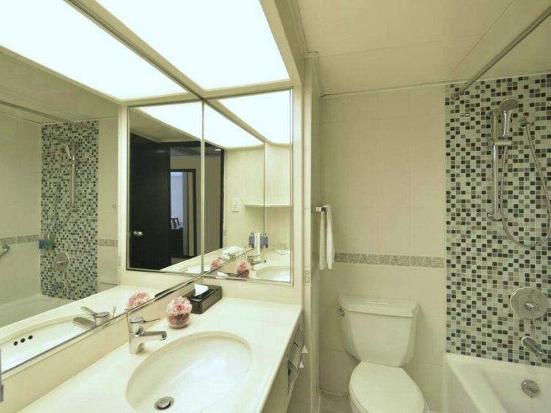 Panda Hotel 33