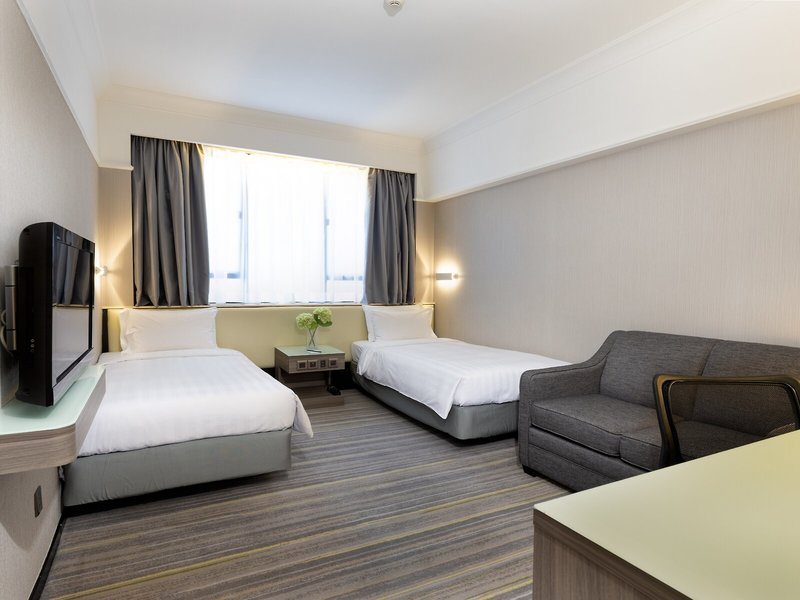 Panda Hotel 46