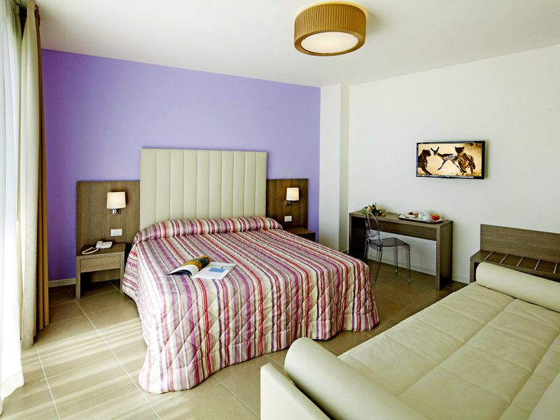 Hotel Karinzia 19