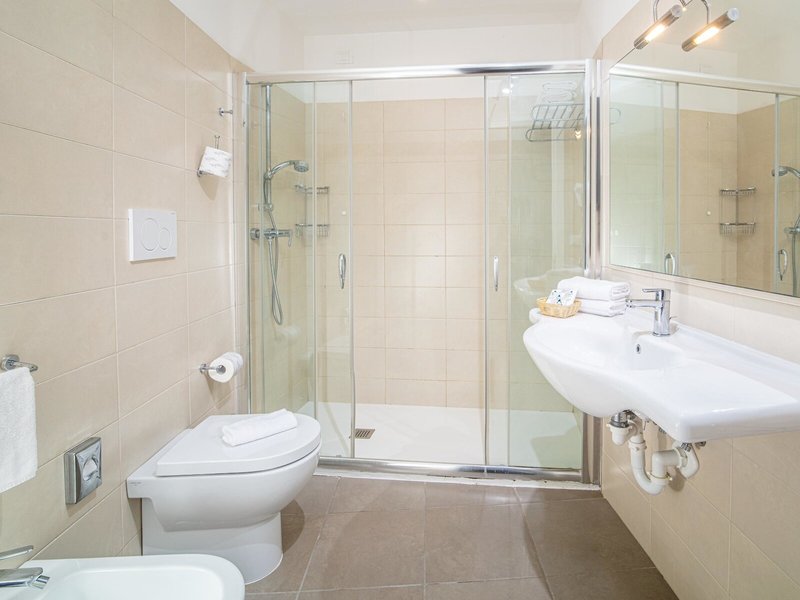 Hotel Karinzia 23