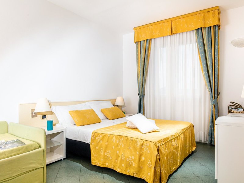 Hotel Karinzia 26