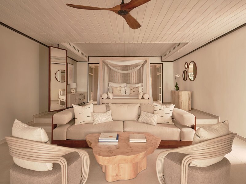Carlisle Bay 16