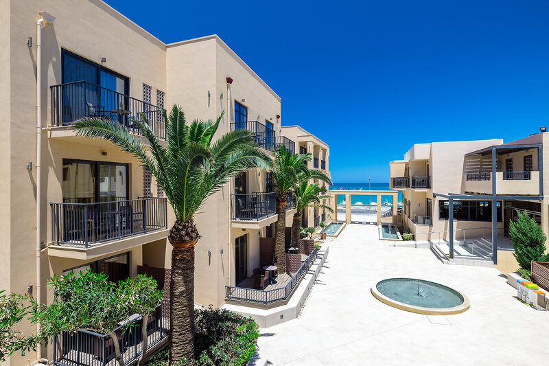 Atlantis Beach Hotel & Spa 2