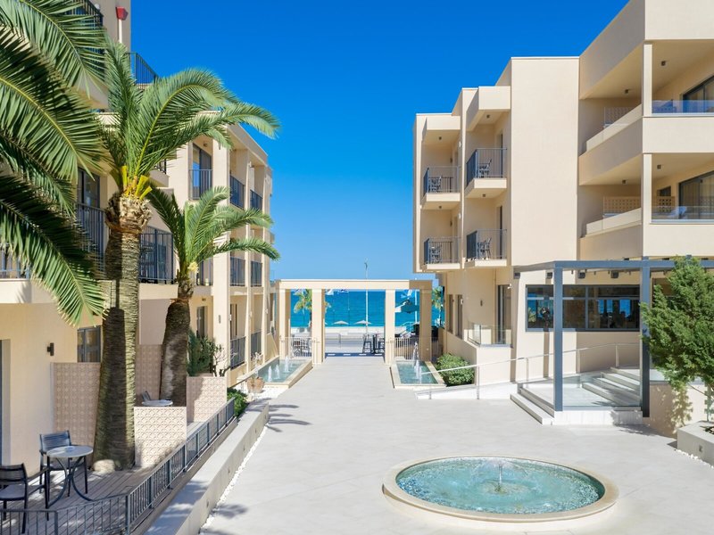 Atlantis Beach 2
