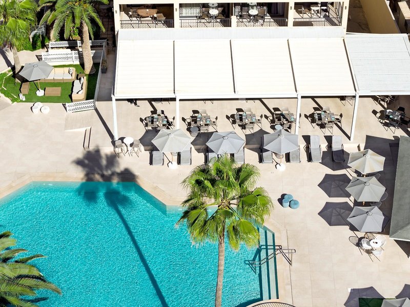 Atlantis Beach 21