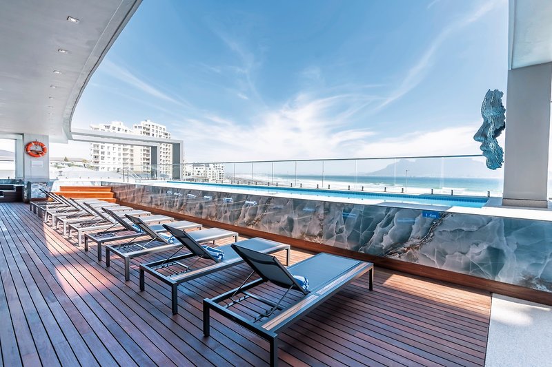 Blaauwberg Beach Hotel 2