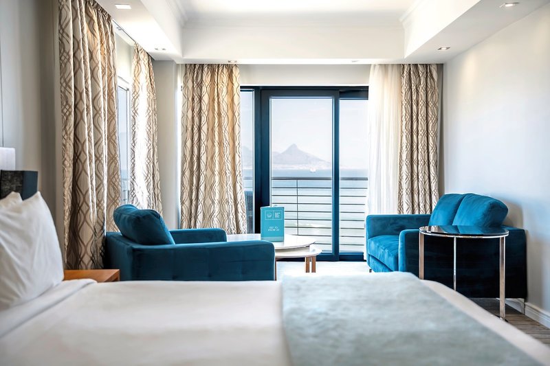Blaauwberg Beach Hotel 11