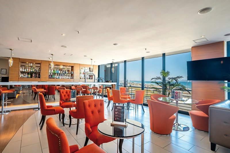 Blaauwberg Beach Hotel 14