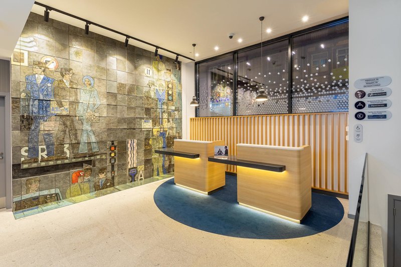 Holiday Inn Express Porto City Centre 2