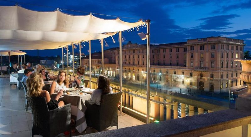 Carlton on the Grand Canal 4 - Terrace