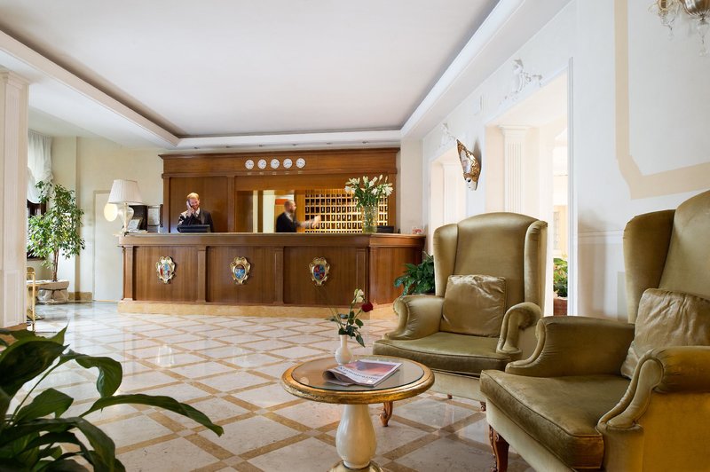 Carlton on the Grand Canal 5 - Lounge / Lobby