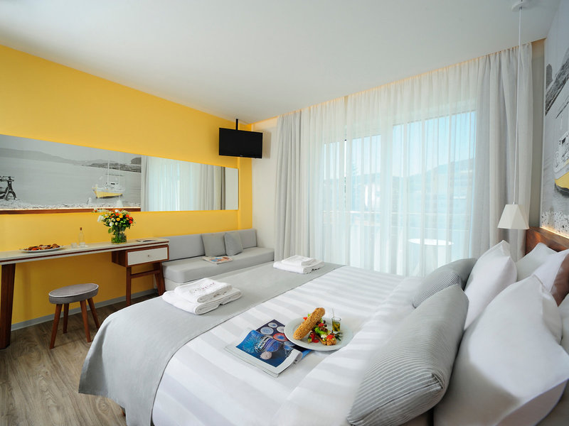 Atrium Ambiance Hotel 38