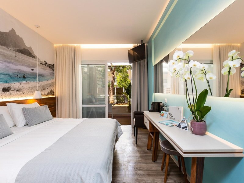 Atrium Ambiance Hotel 39