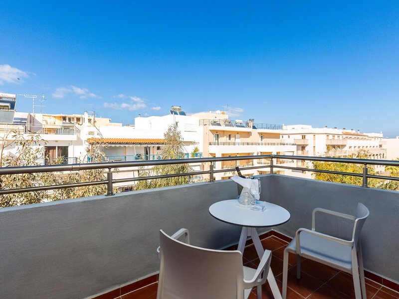 Atrium Ambiance Hotel 46