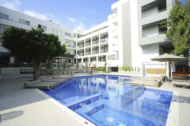 Atrium Ambiance Hotel 17