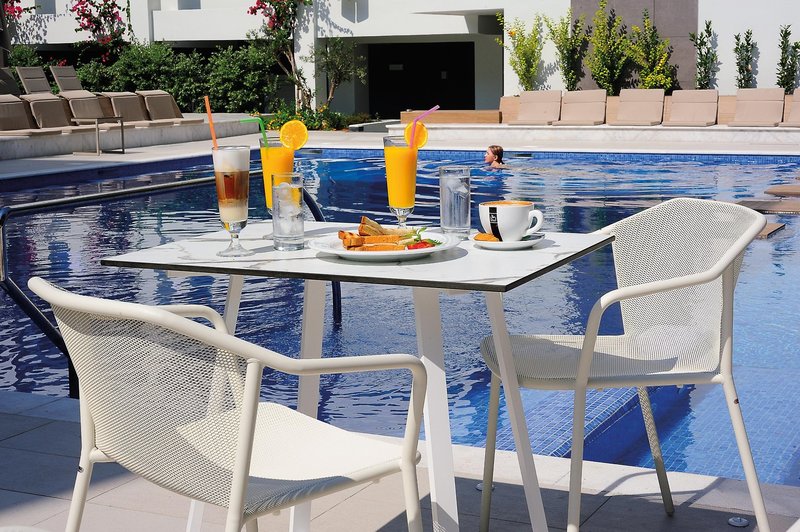 Atrium Ambiance Hotel 12