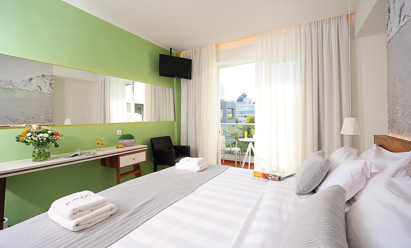 Atrium Ambiance Hotel 17