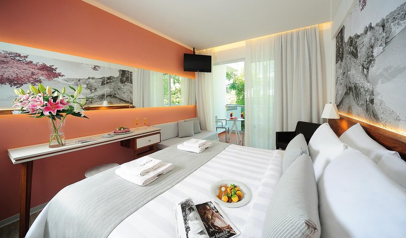Atrium Ambiance Hotel 27