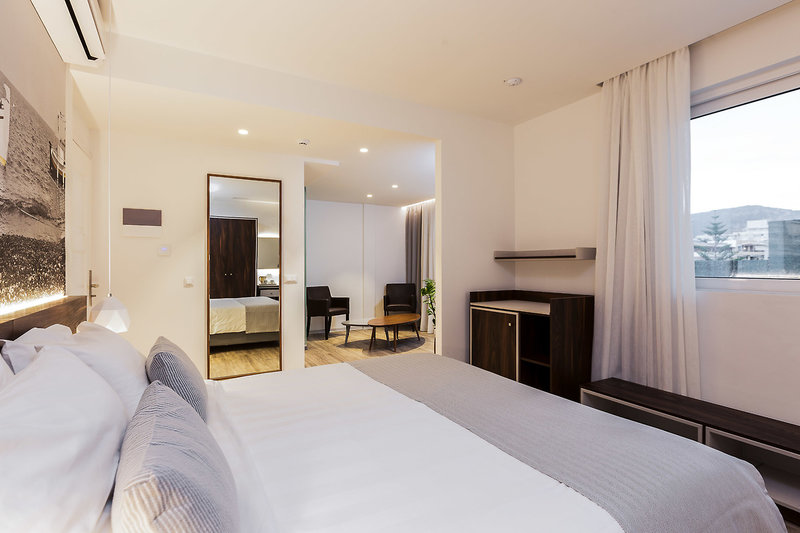 Atrium Ambiance Hotel 10