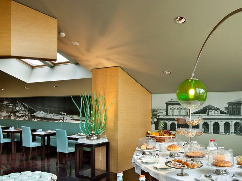 UNAHOTELS Napoli 15