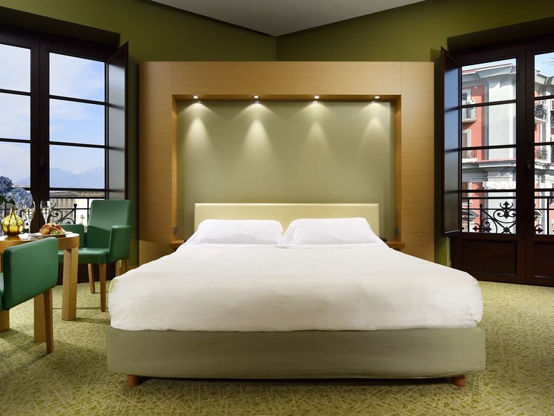 UNAHOTELS Napoli 40