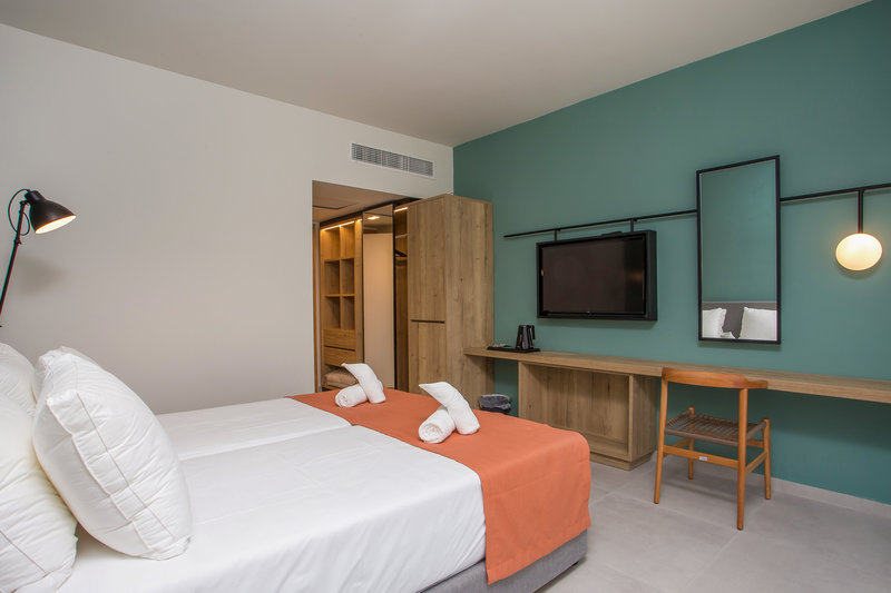 Mazoren Art Hotel 10