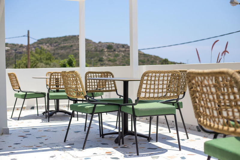 Mazoren Art Hotel 12