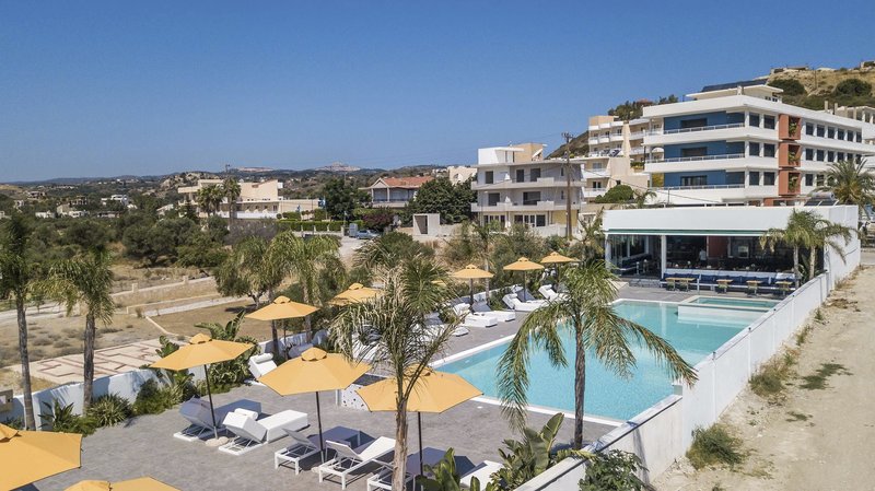 Mazoren Art Hotel 3