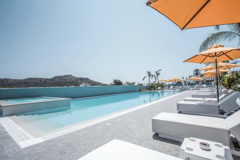 Mazoren Art Hotel 5
