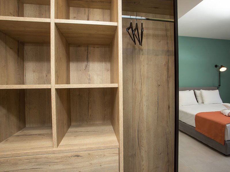 Mazoren Art Hotel 13 - Room Example