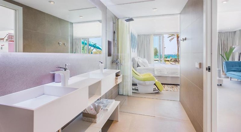 The Hype Beach Hotel 1