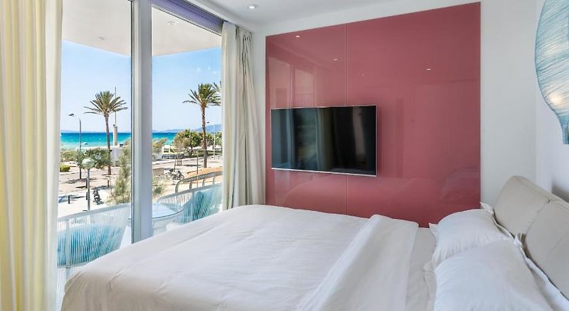 The Hype Beach Hotel 4