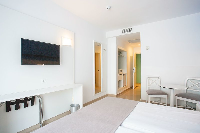 BQ Carmen Playa Hotel 12
