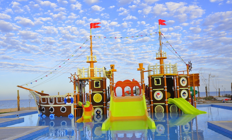 Titanic Royal 143