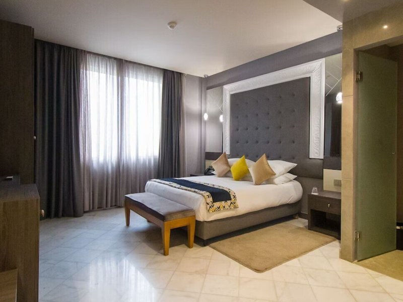 Mandarin Palace 10
