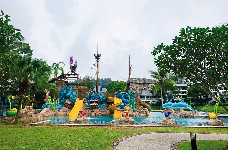 Khao Lak Emerald Beach Resort & Spa 5