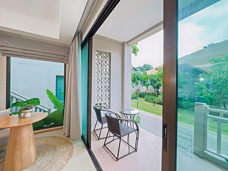 Khao Lak Emerald Beach Resort & Spa 12