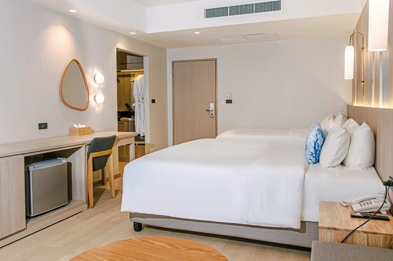 Khao Lak Emerald Beach Resort & Spa 13