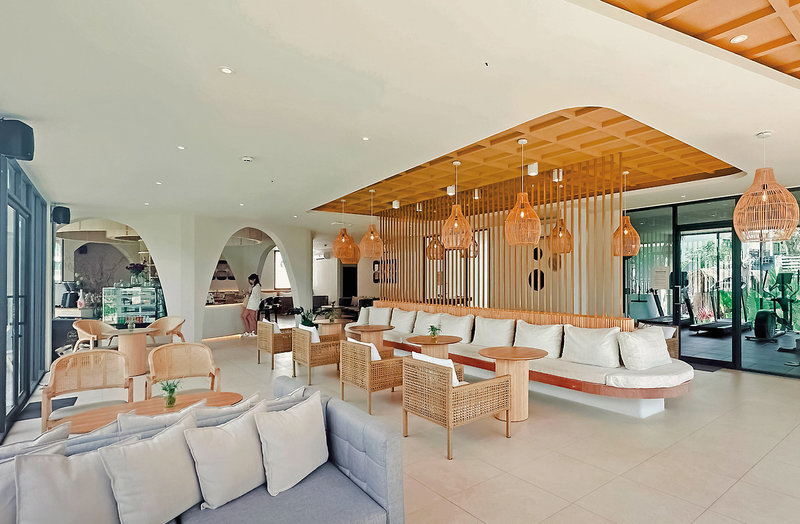 Khao Lak Emerald Beach Resort & Spa 38