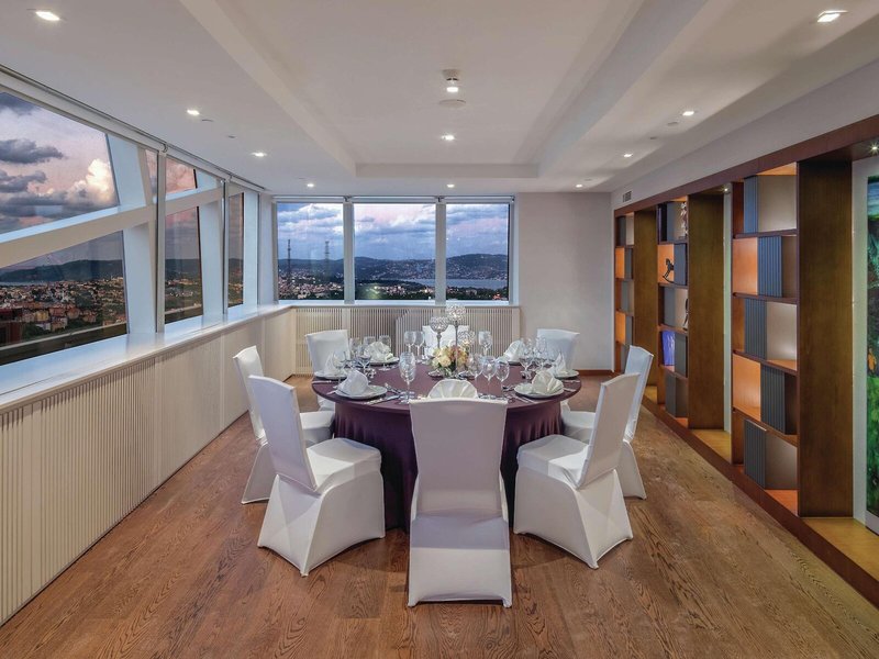 Hilton Istanbul Maslak 23
