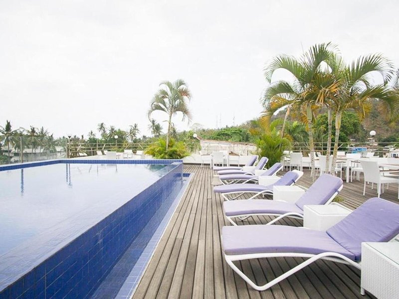 Taman Unique Hotel 16