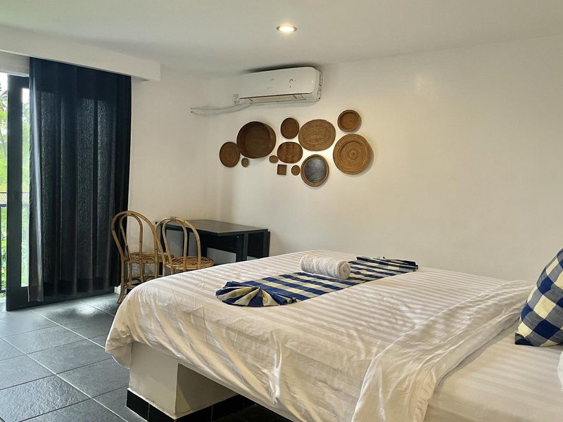 Taman Unique Hotel 32
