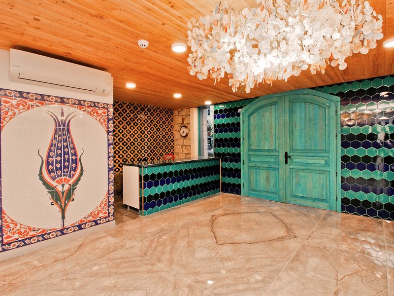 Dam Hotel Lara 9