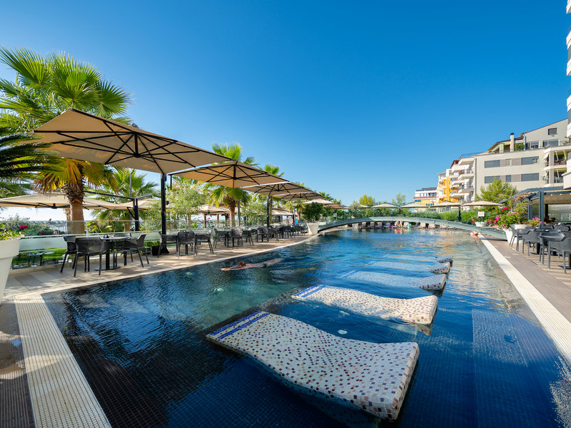 Gloria Palace 3
