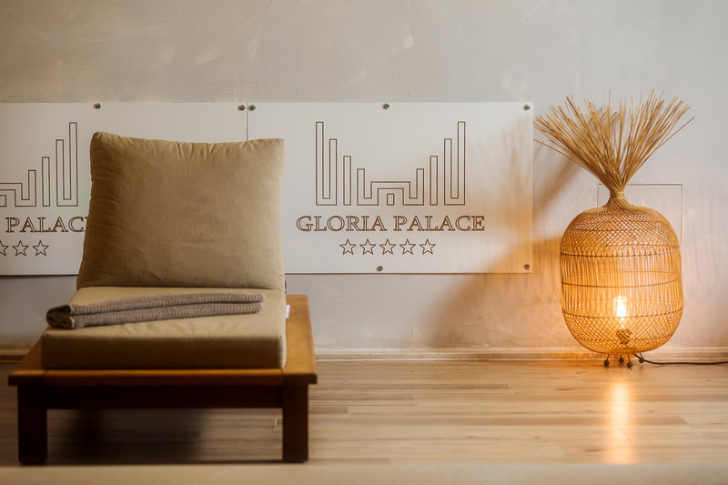 Gloria Palace 22