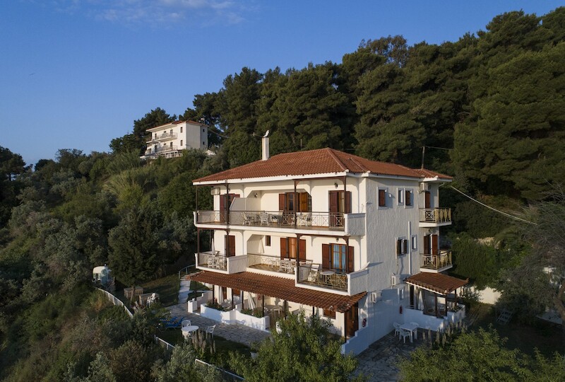 Vassilias Beach Hotel 1