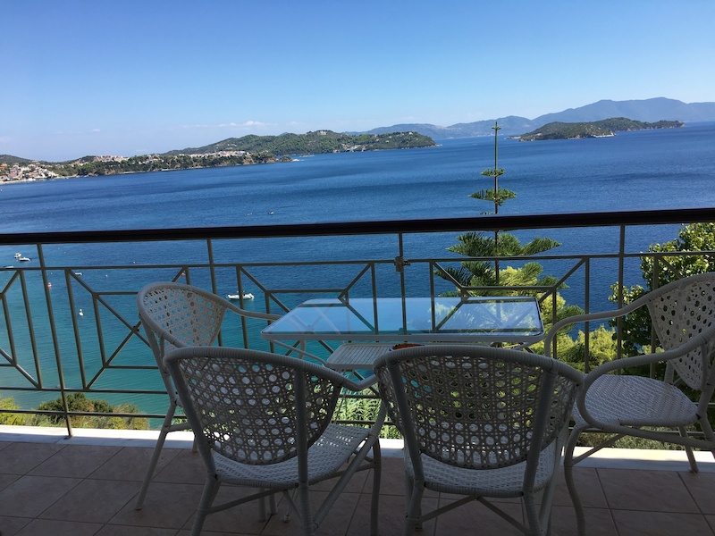 Vassilias Beach Hotel 5