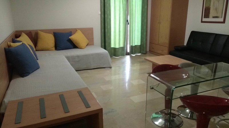 Vassilias Beach Hotel 9